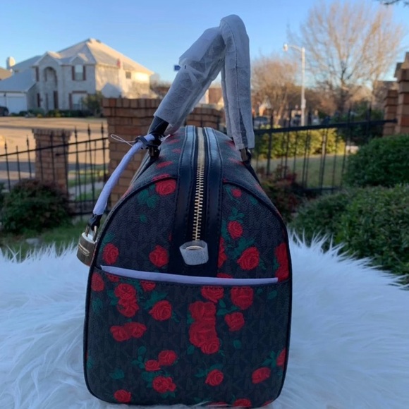 Michael Kors Hayes LG Satchel Crossbody - Picture 2 of 6